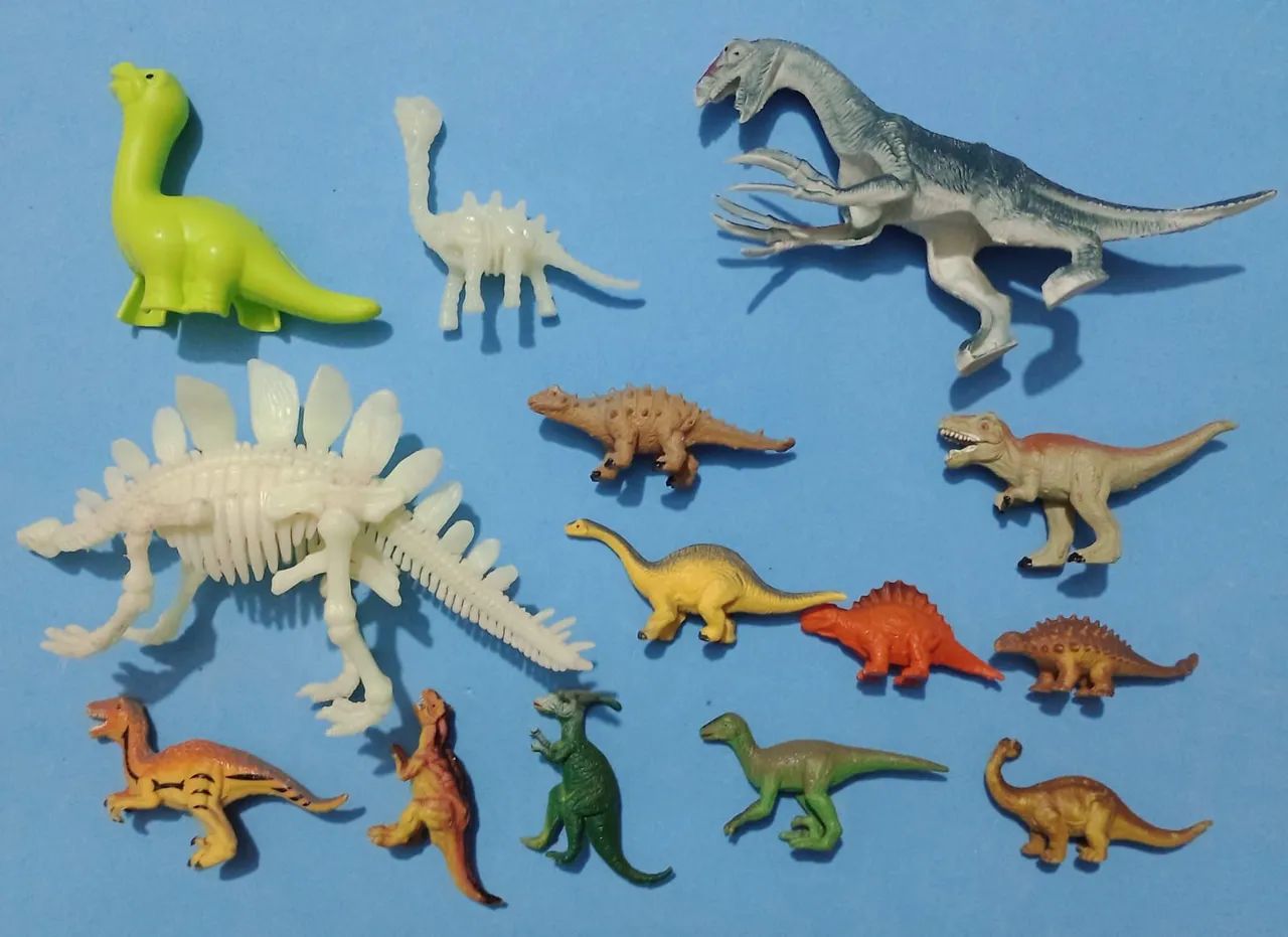 Lote miniaturas Dinossauros  - Foto 2
