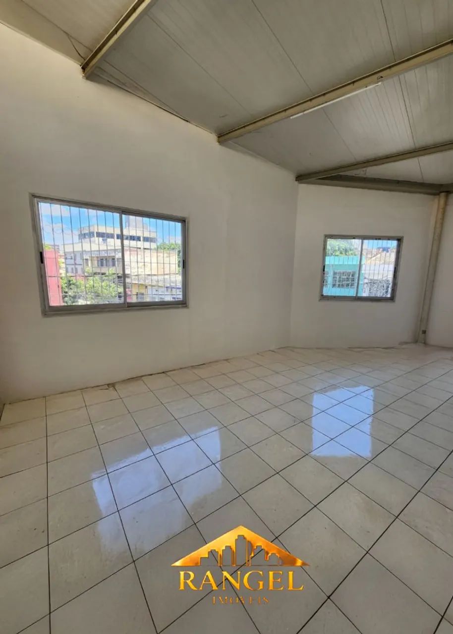 ALUGO LOJA BARREIRO (CENTRO COMERCIAL)