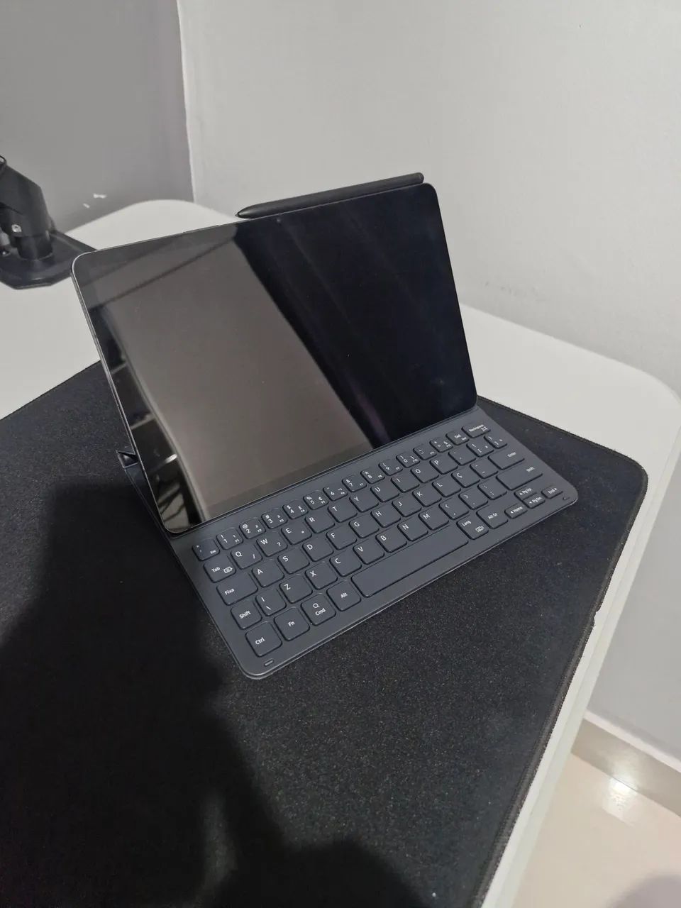 Tablet Samsung Galaxy Tab S8 com capa teclado original Samsung - Foto 2