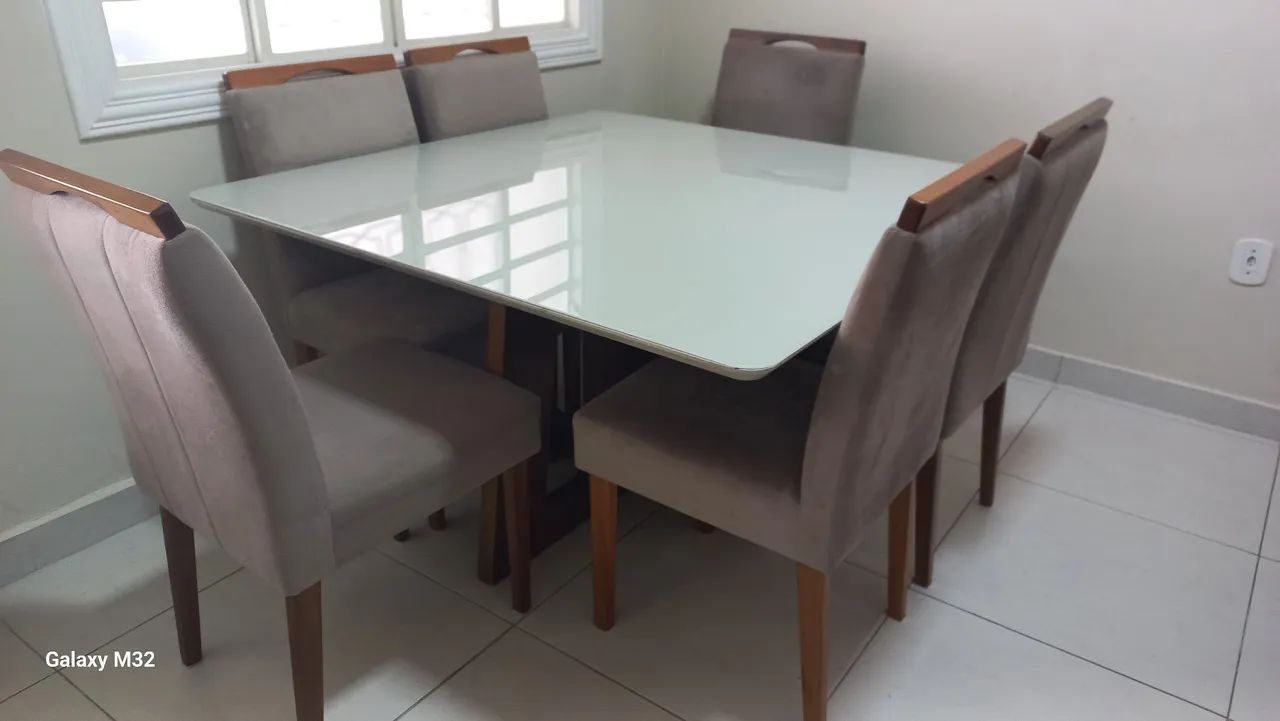 Mesa em madeira e vidro moderna e bonita - Foto 5