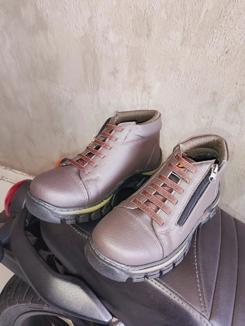 Bota Zíper Lateral - Foto 3