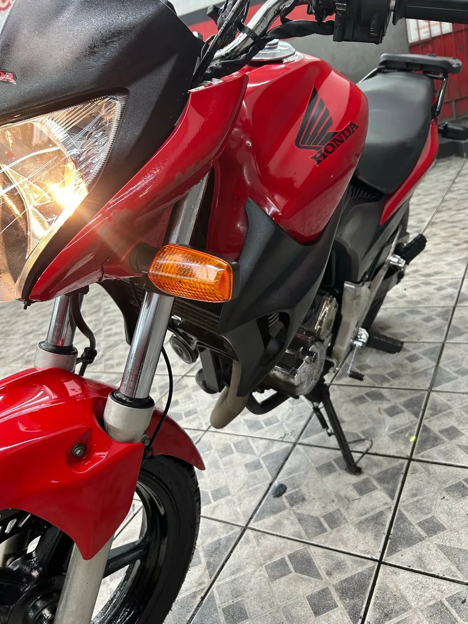 Honda CB 300 - Foto 5
