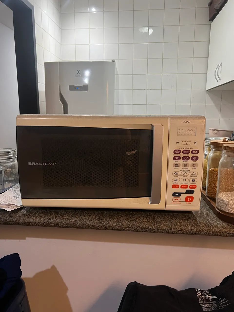 Microondas Brastemp 30L - Foto 2
