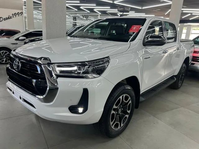 Toyota Hilux CD 4X4 2.8 DIESEL AUT. 2026