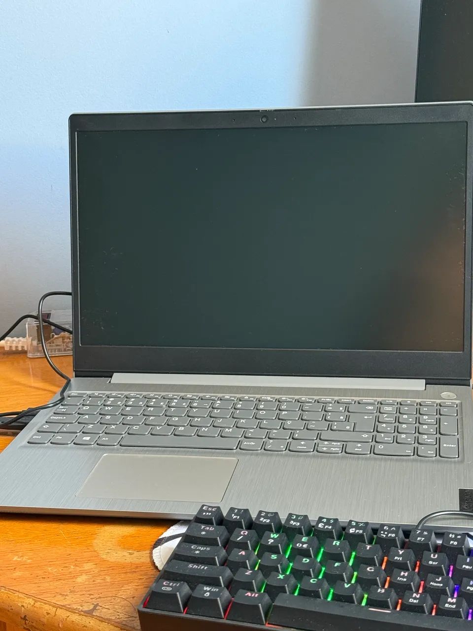 Lenovo ideaPad 3 - Foto 3