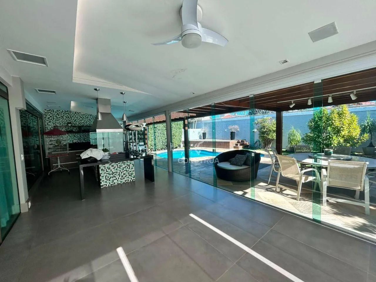CASA COM 4 QUARTOS PARA LOCAÇÃO NO ALPHAVILLE CAMPINAS EM CAMPINAS/SP