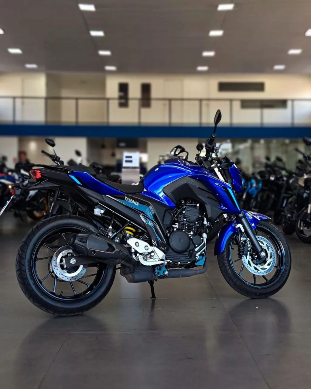 YAMANHA FZ25 CONNECTED ABS  - Foto 2