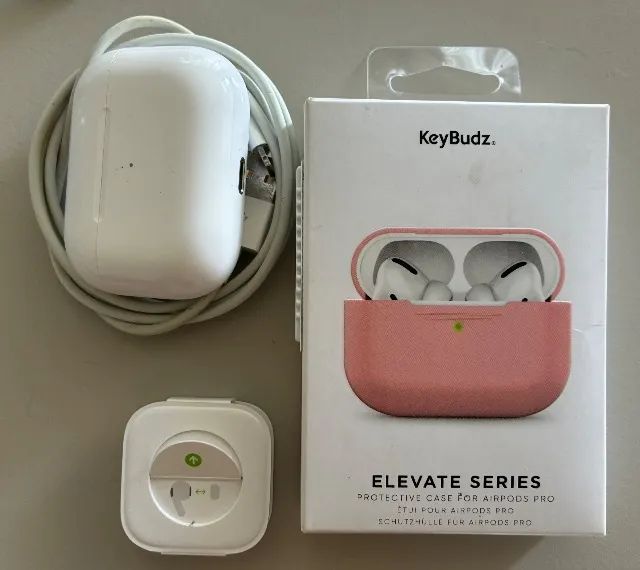 Apple AirPods Pro 1a geração (A2190) - Fones de Ouvido - Asa Norte