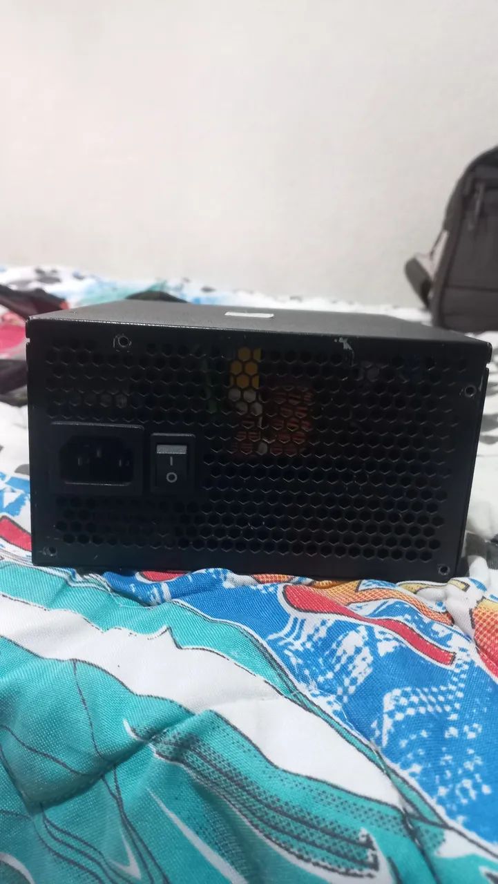 Fonte Seventeam 650w Semi-Modular 80 plus bronze - Foto 3