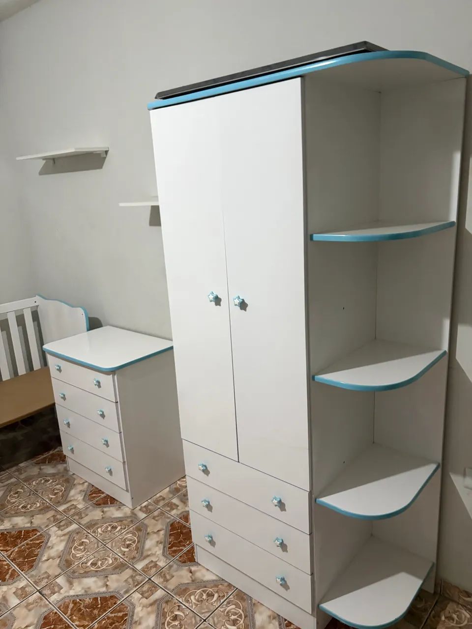 Quarto menino completo ( berço, cômoda e Guarda roupas )  - Foto 4