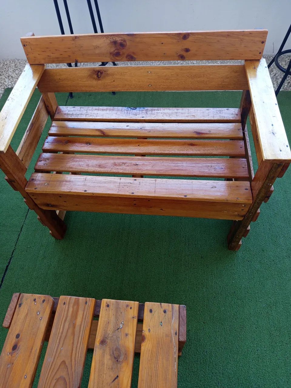 Conjunto de cadeira com mesinha! - Foto 4