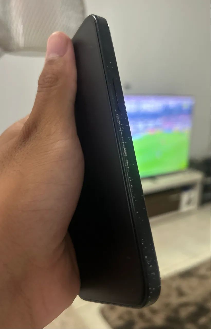 iPhone 15 black 128 GB  - Foto 3