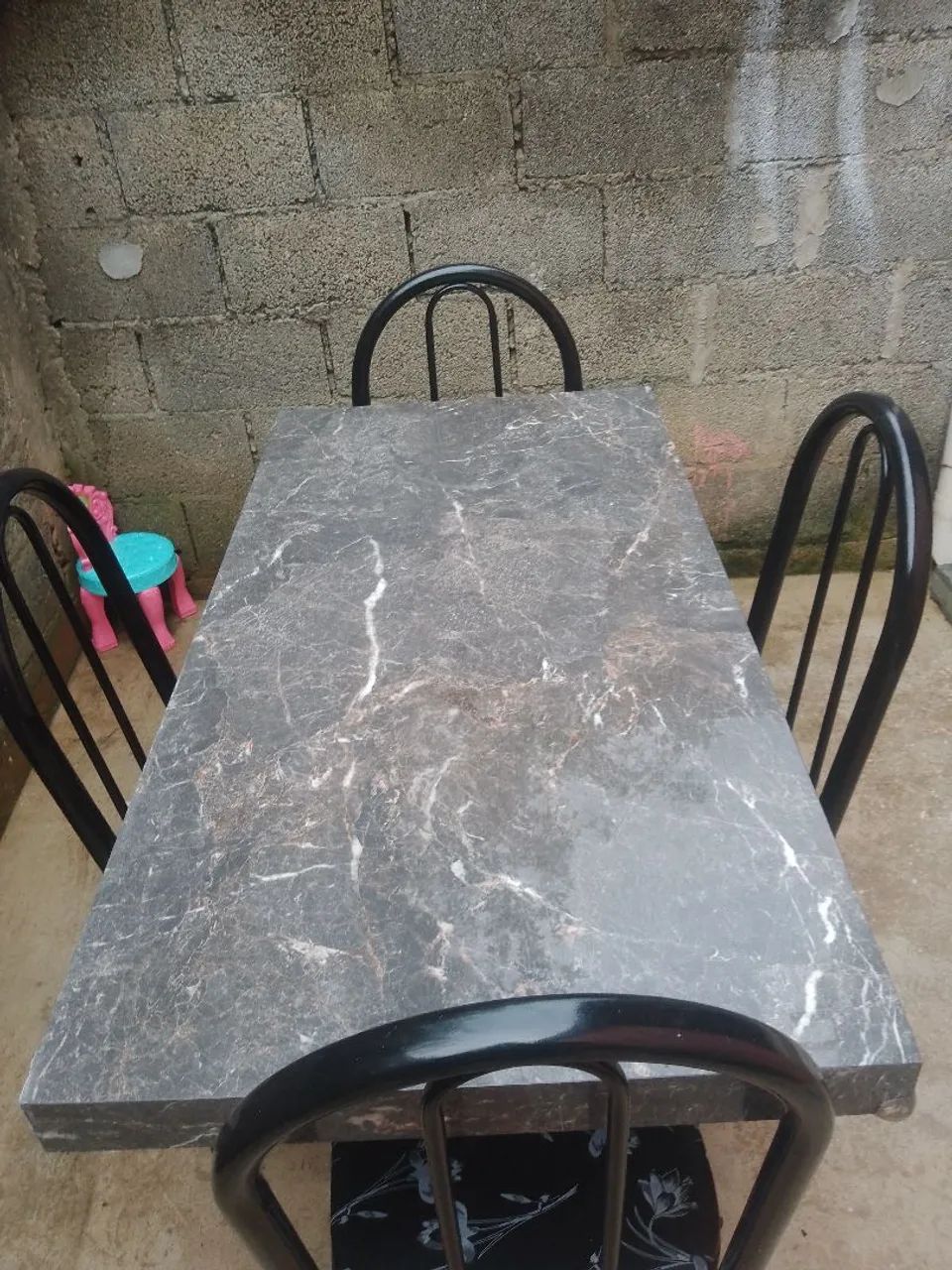 Mesa com tampo de porcelanato  - Foto 2