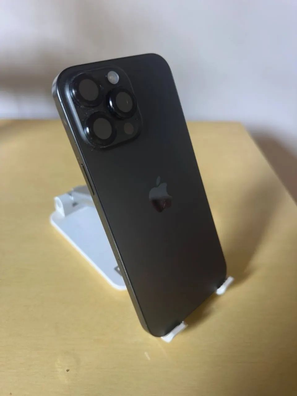 Iphone 16 Pro Max 256g - Preto/Bateria 100% - Foto 4