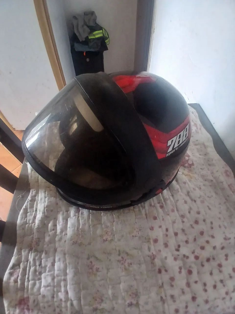 Capacete usado 