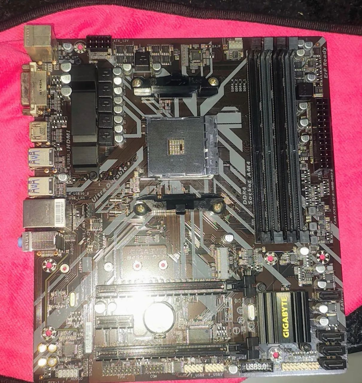 Placa Mãe B450M DS3H V2 AM4 DDR4 Gigabyte - Foto 5