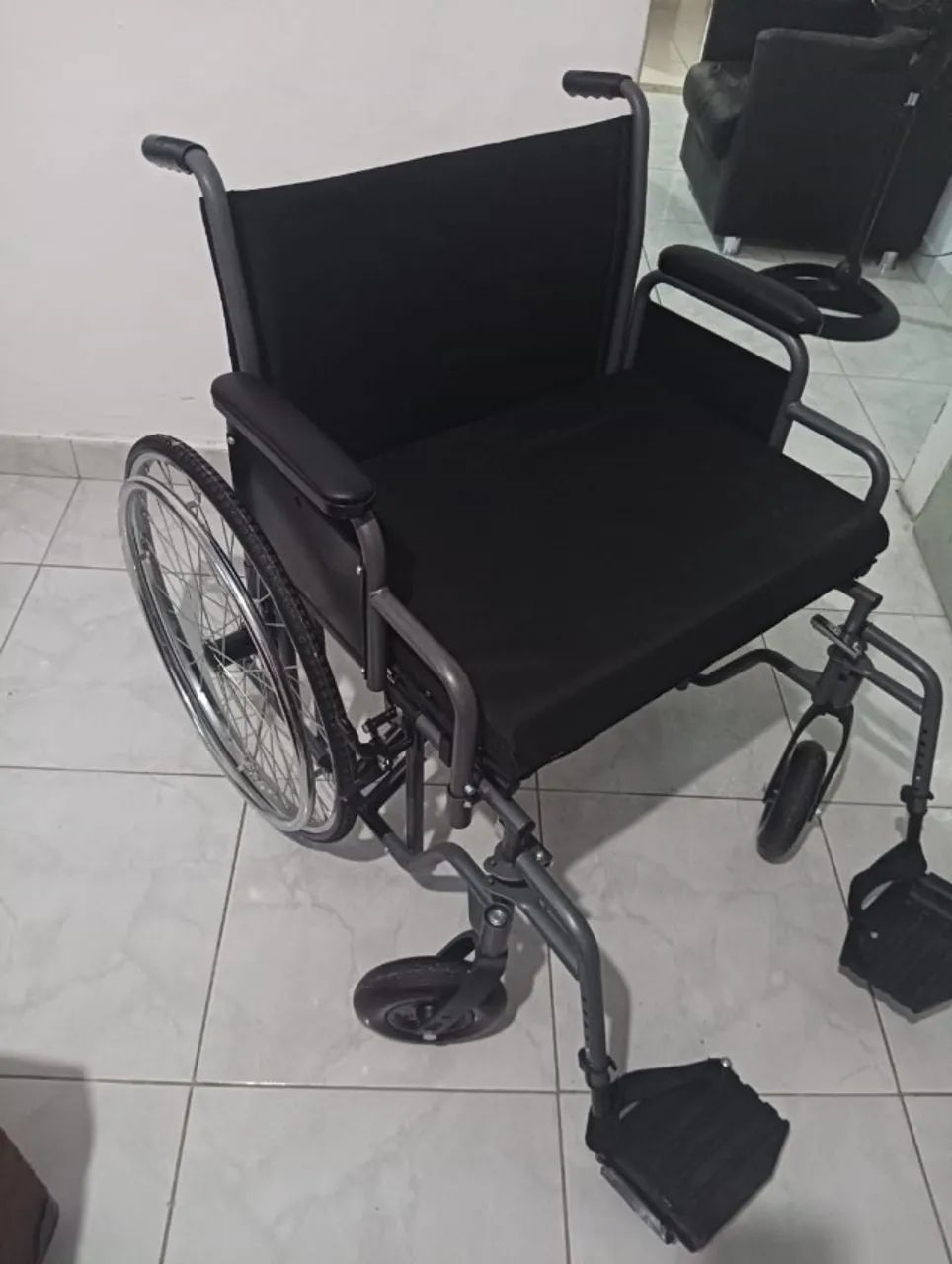Cadeira De Rodas Plus Size  Até 250kg