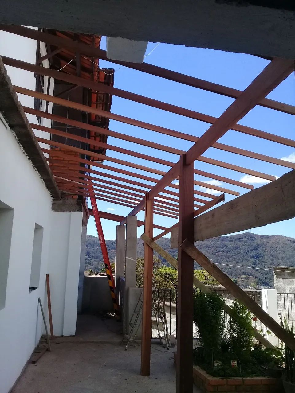 Empreiteiro montagem casa de madeira  - Foto 3