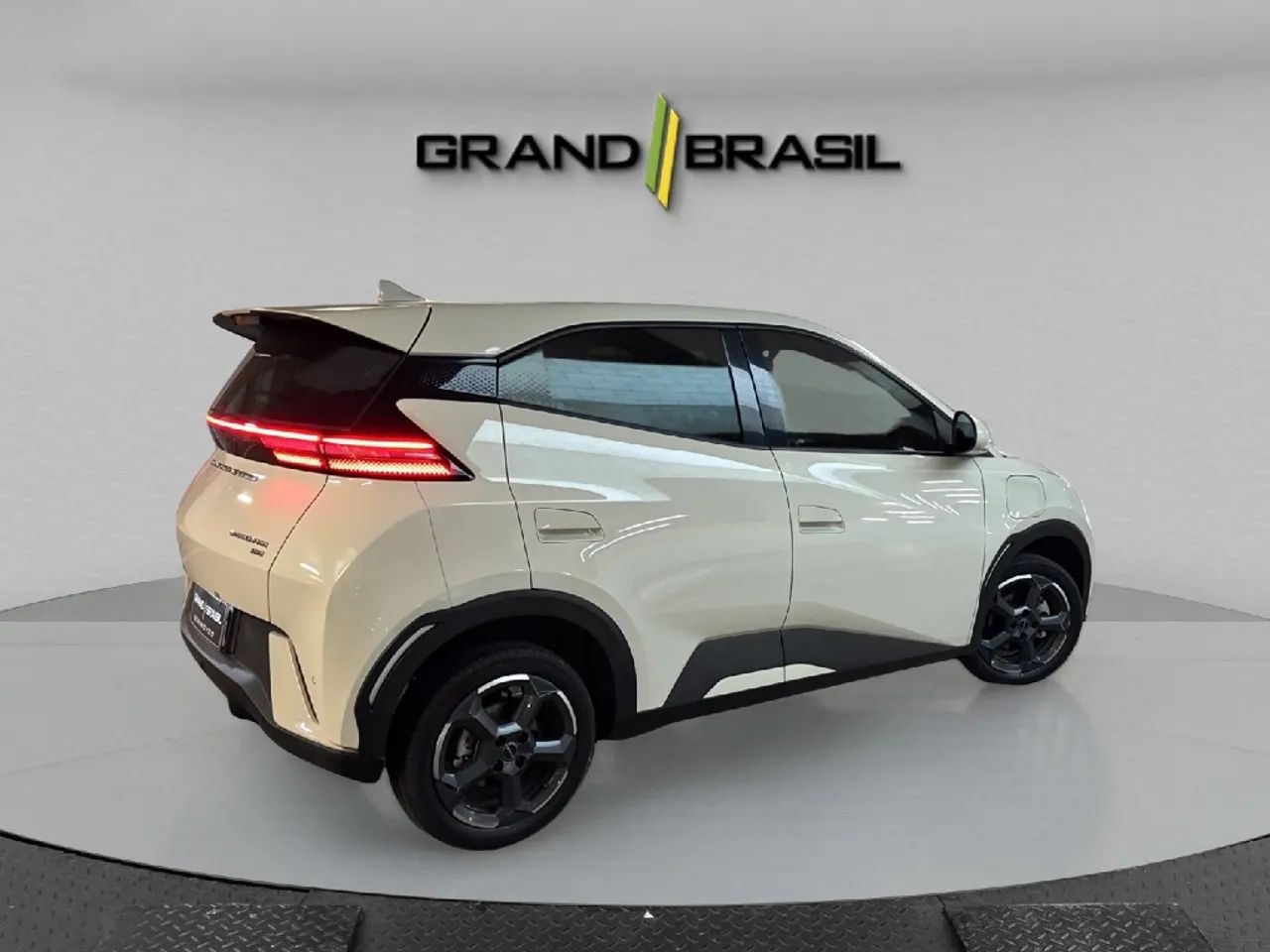 BYD Dolphin Mini (Elétrico) 2025 - Foto 3
