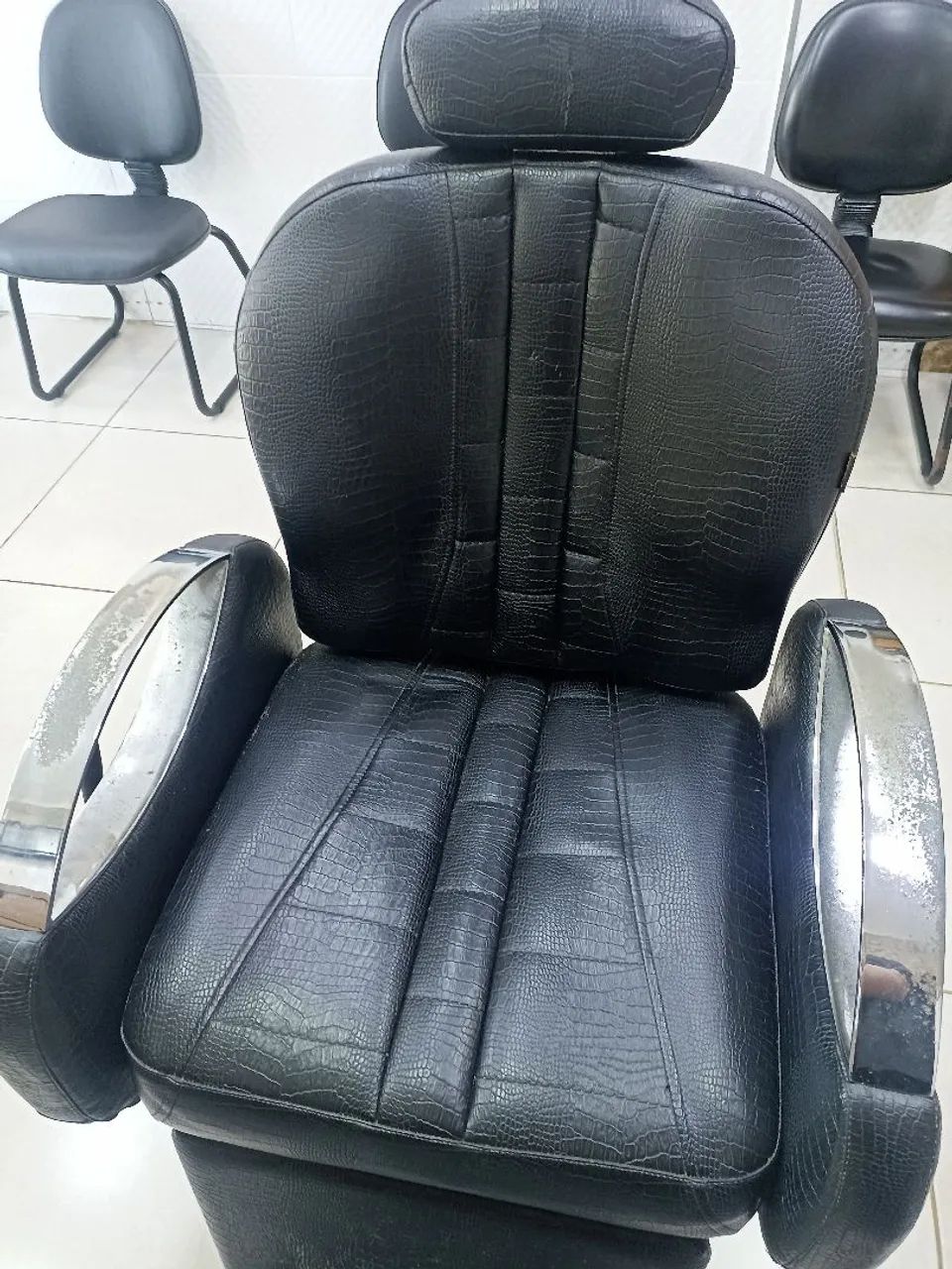 Preciso de barbeiro com experiência 