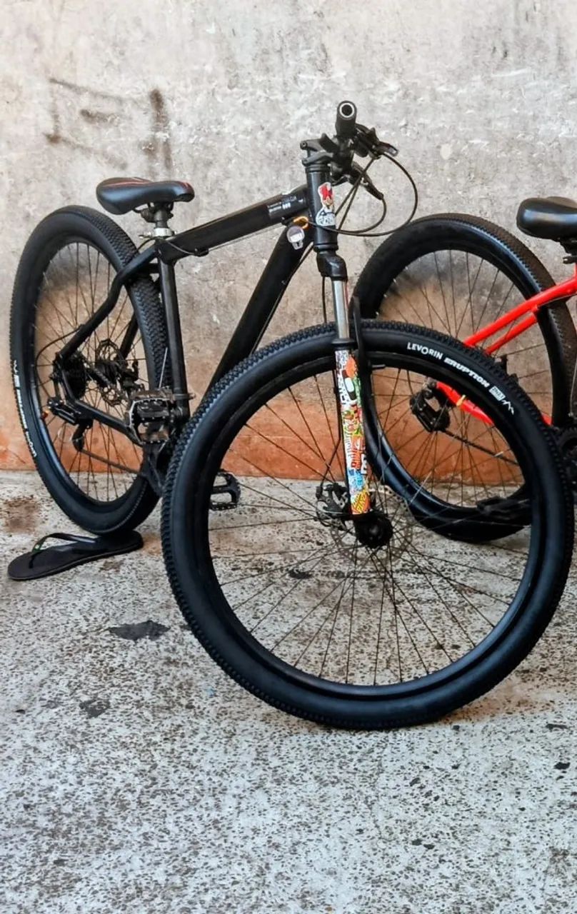 Vende-se bicicleta aro 29 precisa de arrumar duas coisas  - Foto 2