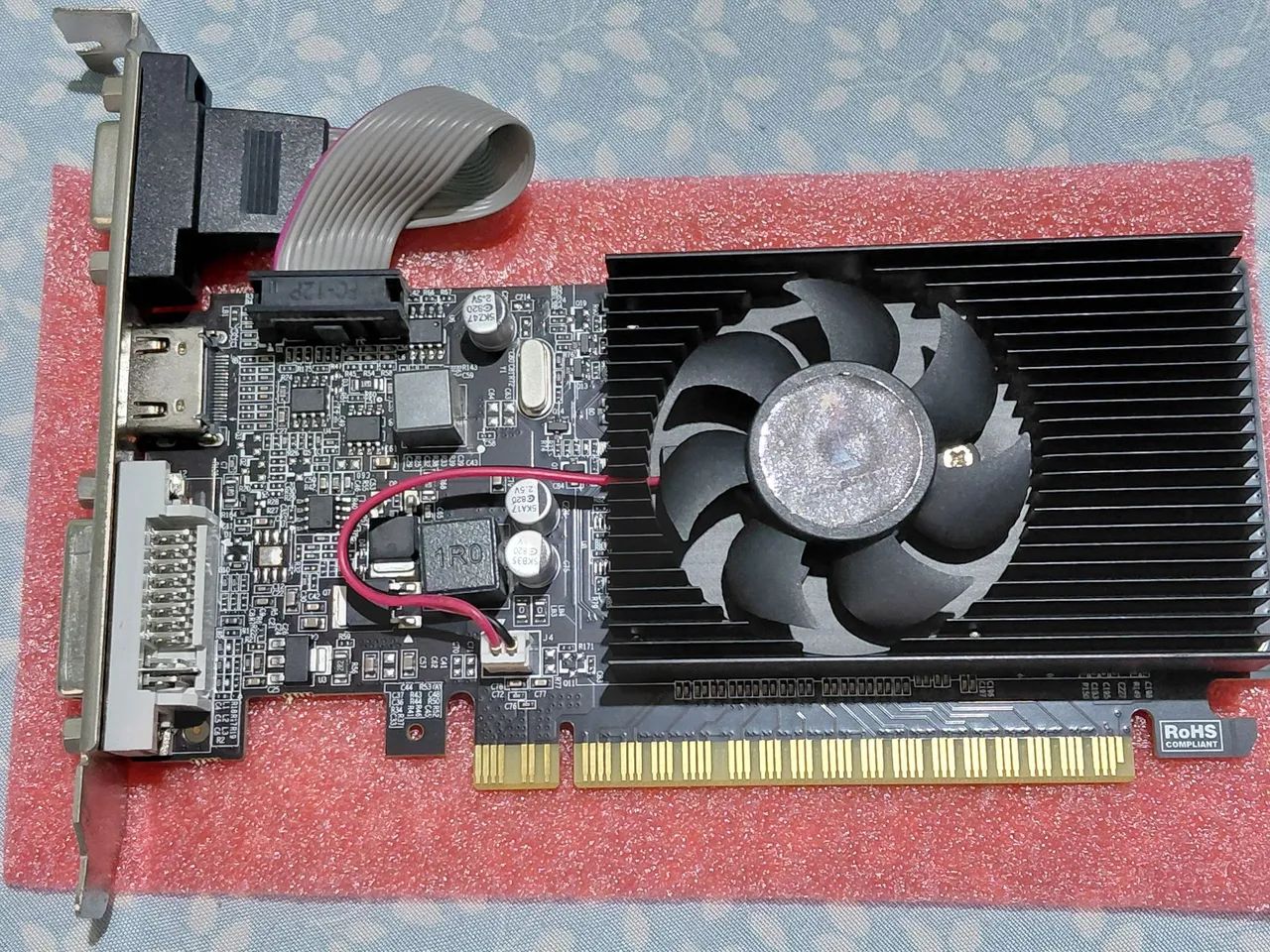 Placa de Vídeo GT 610 2GB  - Foto 2