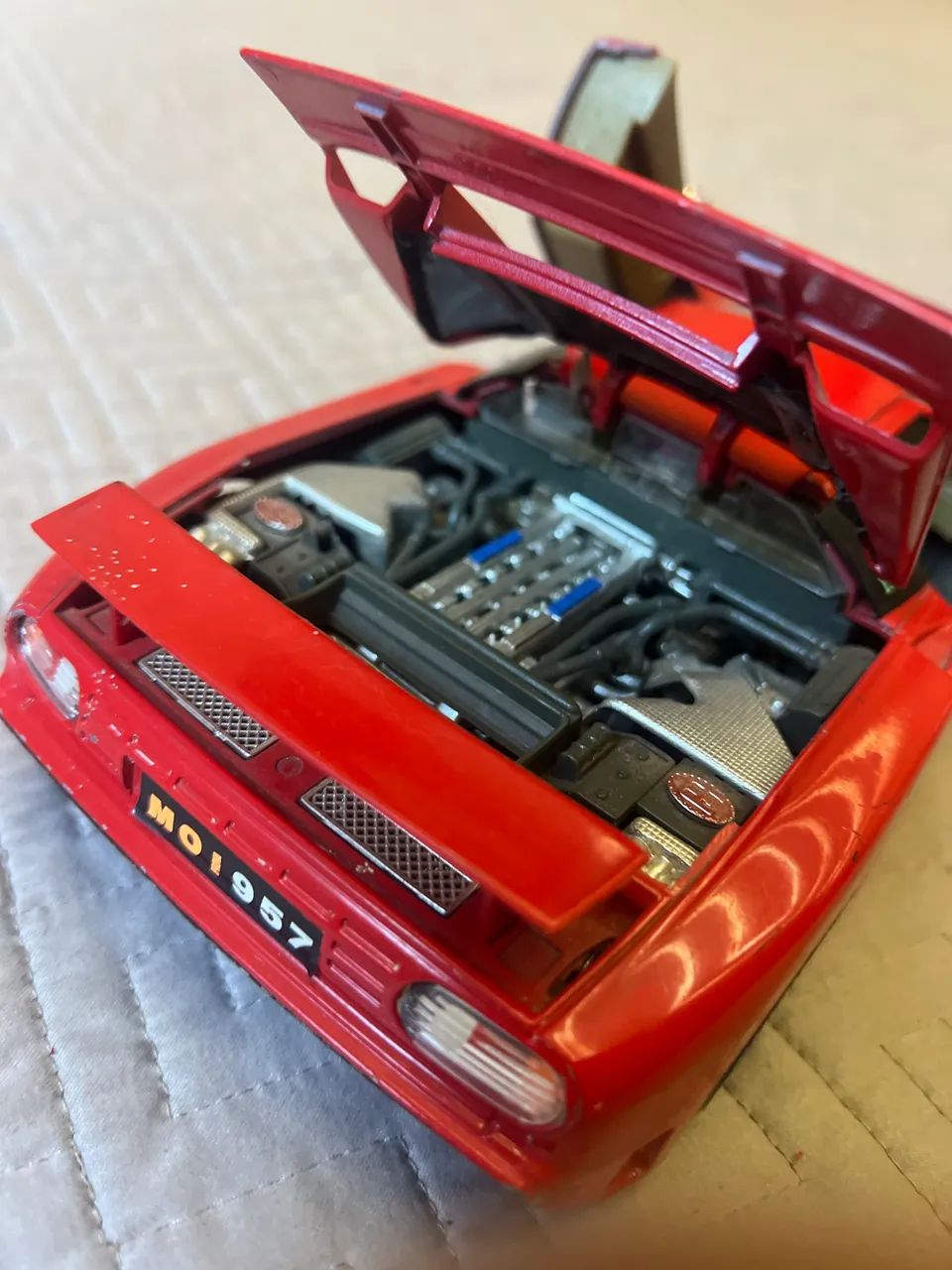 Miniatura Bburago Bugatti 1:18 Vermelha ? - Foto 2