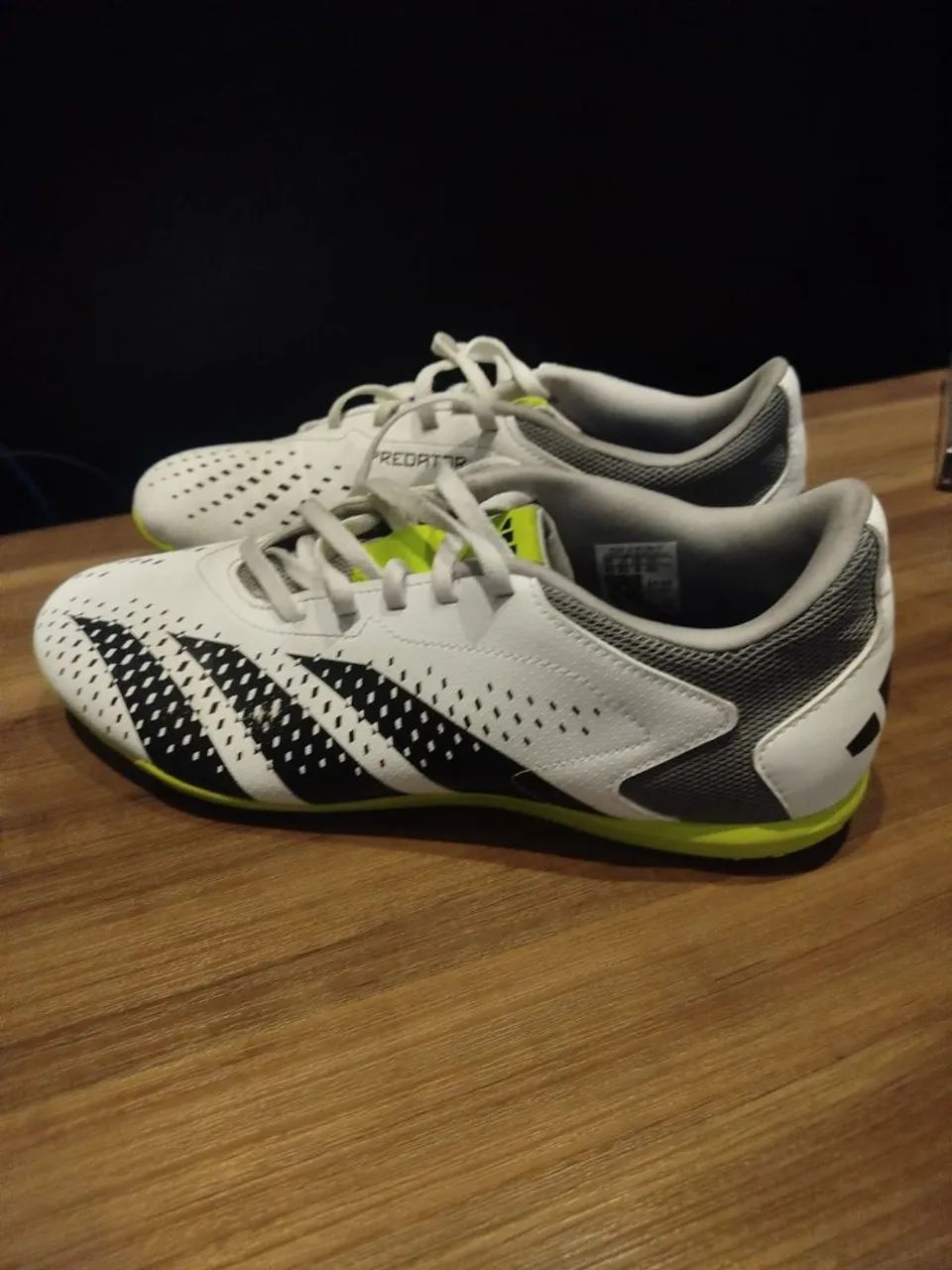 Chuteira de futsal Adidas  - Foto 4