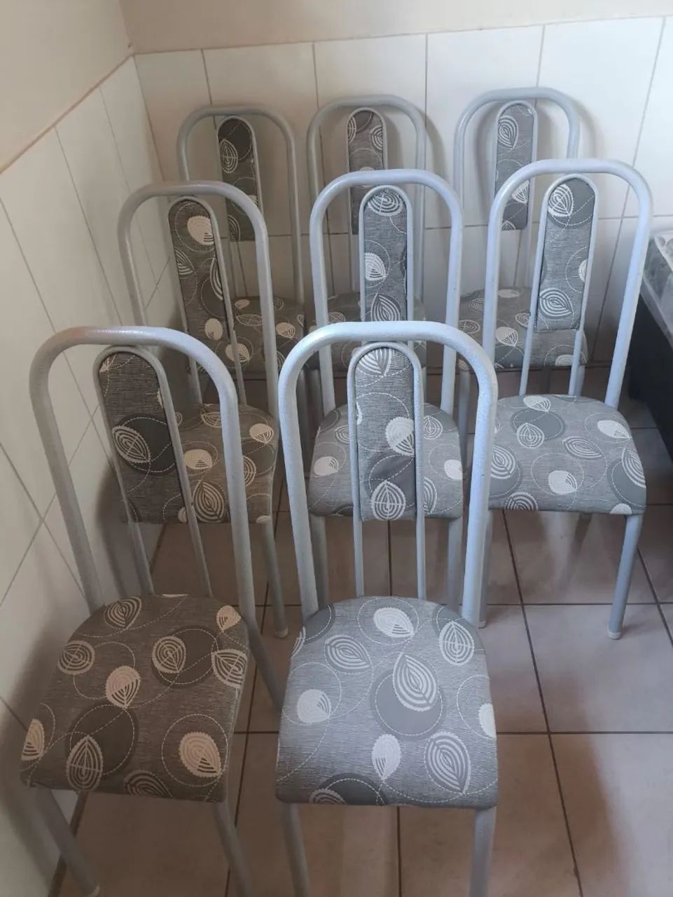 Vendo cadeiras de alumínio - Foto 2