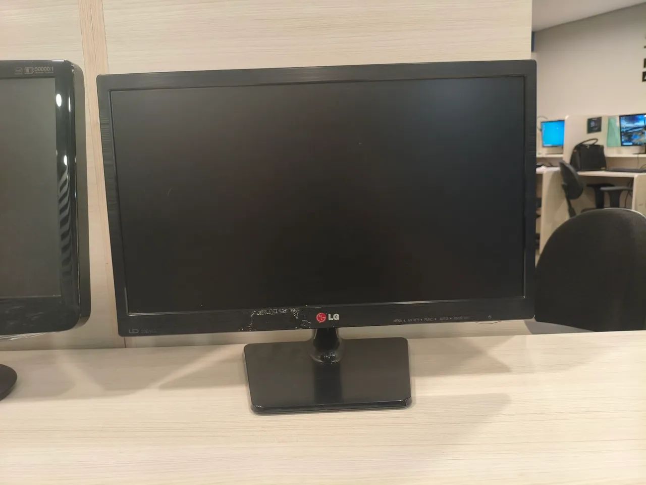 Monitor LG e Samsung  - Foto 2