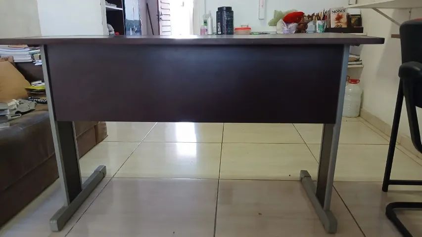  Vendo Escrivaninha  - Foto 2