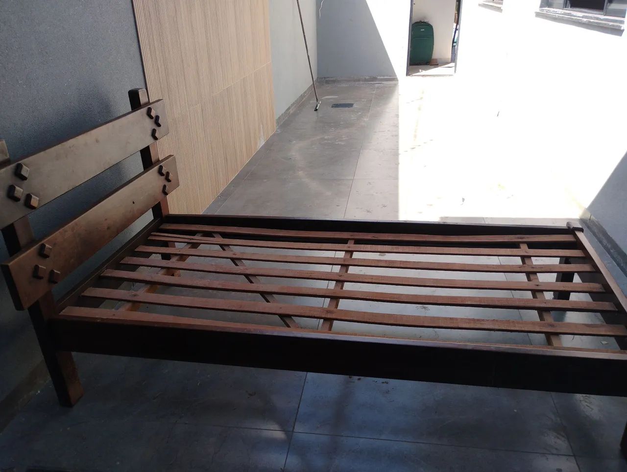 Cama de solteiro com colchão  - Foto 2