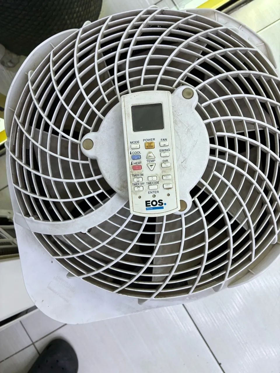 Ar Comfee 12.000 Btus Cobre  - Foto 4