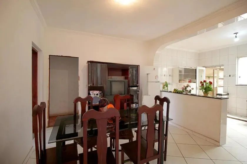 Casa à Venda - Santa Inês, 6 Quartos, 385 m2 - Foto 2