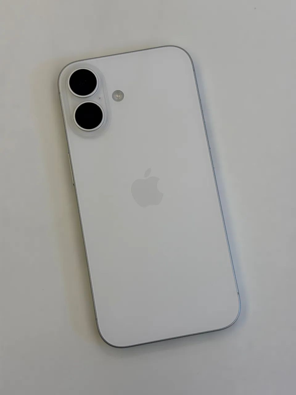 Iphone 16 Branco 128Gb