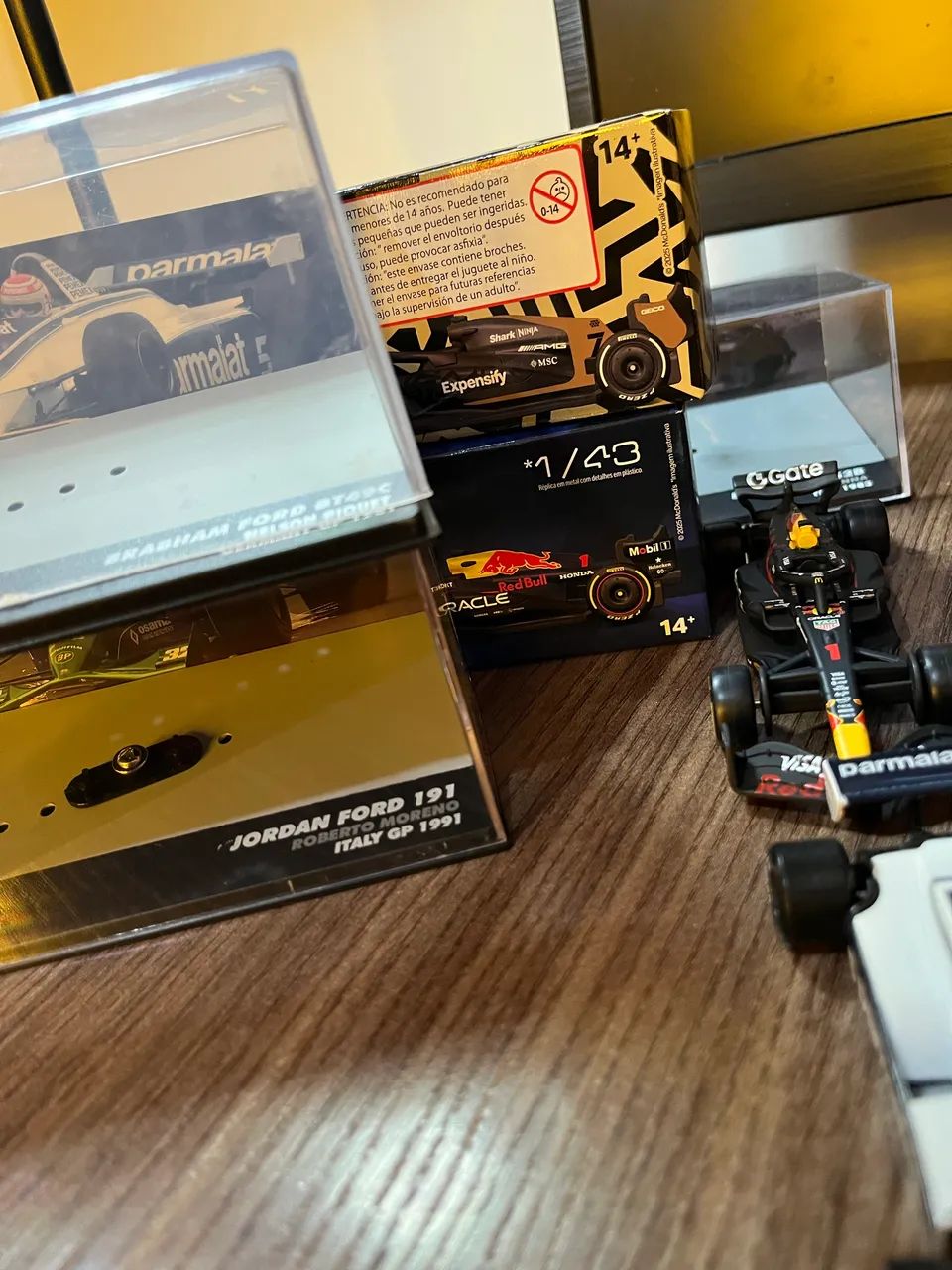 3 miniaturas de F1 atuais e 3 clássicas  - Foto 4