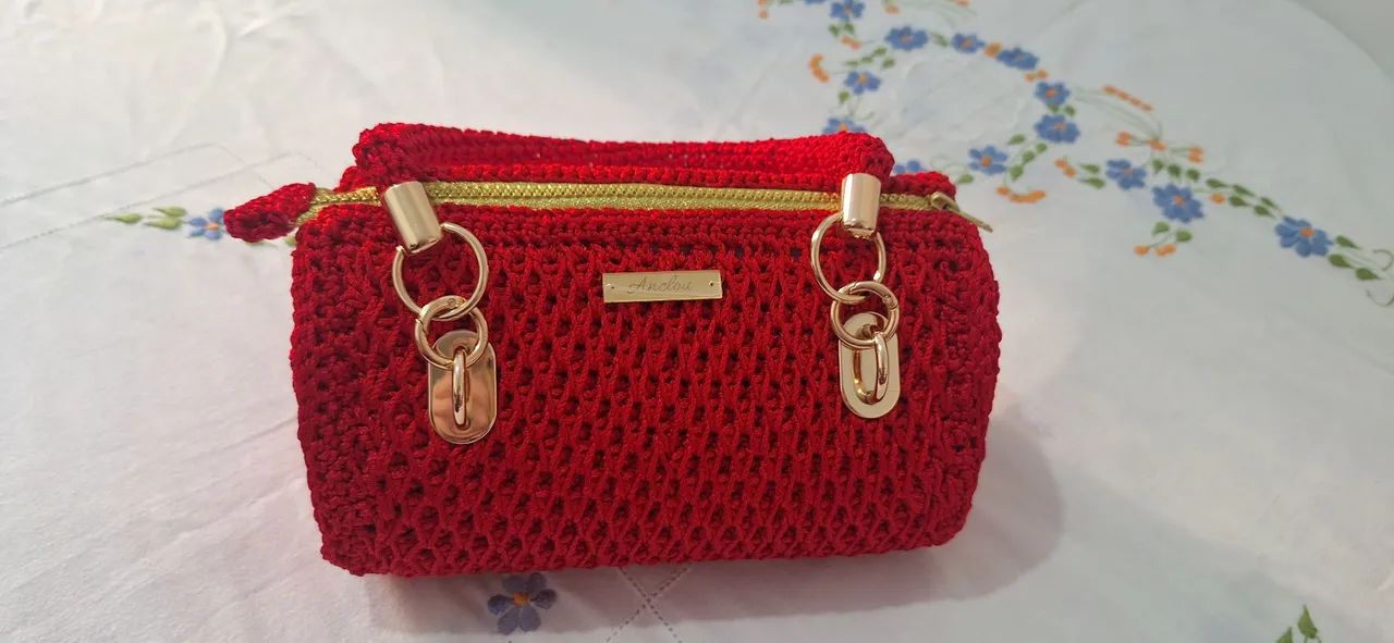 Vendo Bolsa de Crochê Nova lindíssima!!!