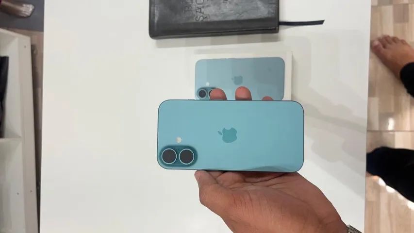 Iphone 16 128GB Bateria:97% com garantia até Novembro - Celulares
