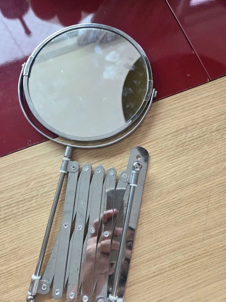 Espelho de Maquiagem Retratil