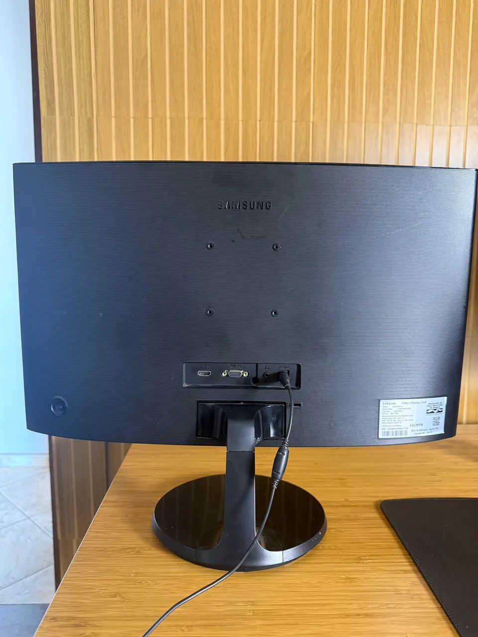 Monitor Samsung Curvo 24 Full HD - C24F390 - Foto 3