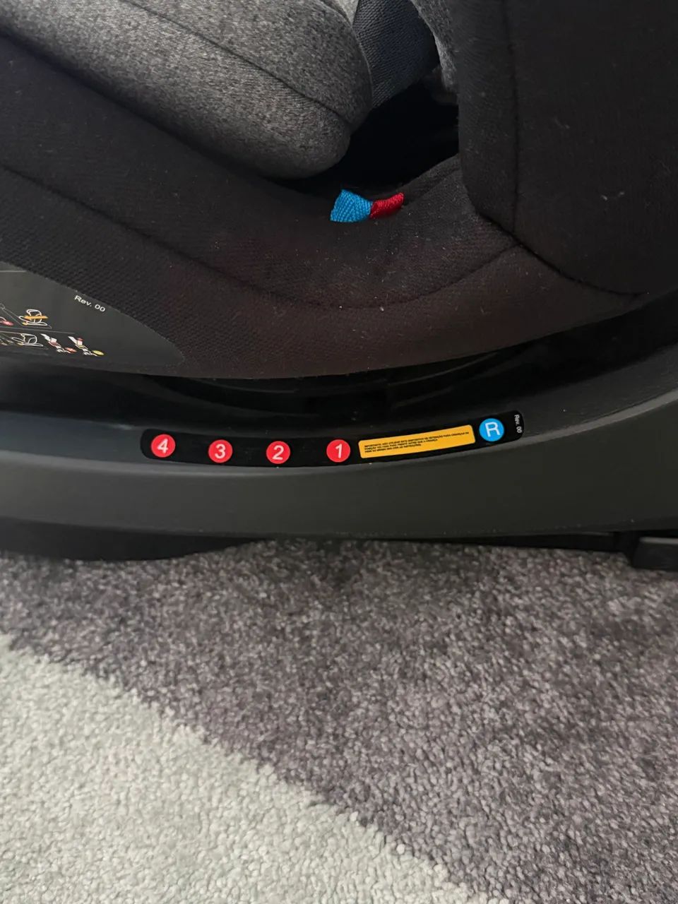 Cadeira automátiva com isofix 360 giro com 4 níveis do 0 ao 36  - Foto 5