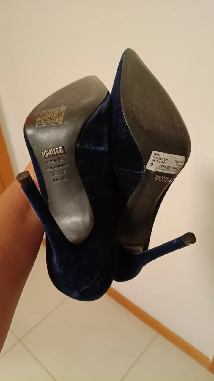 Scarpin azul Schutz - Foto 4