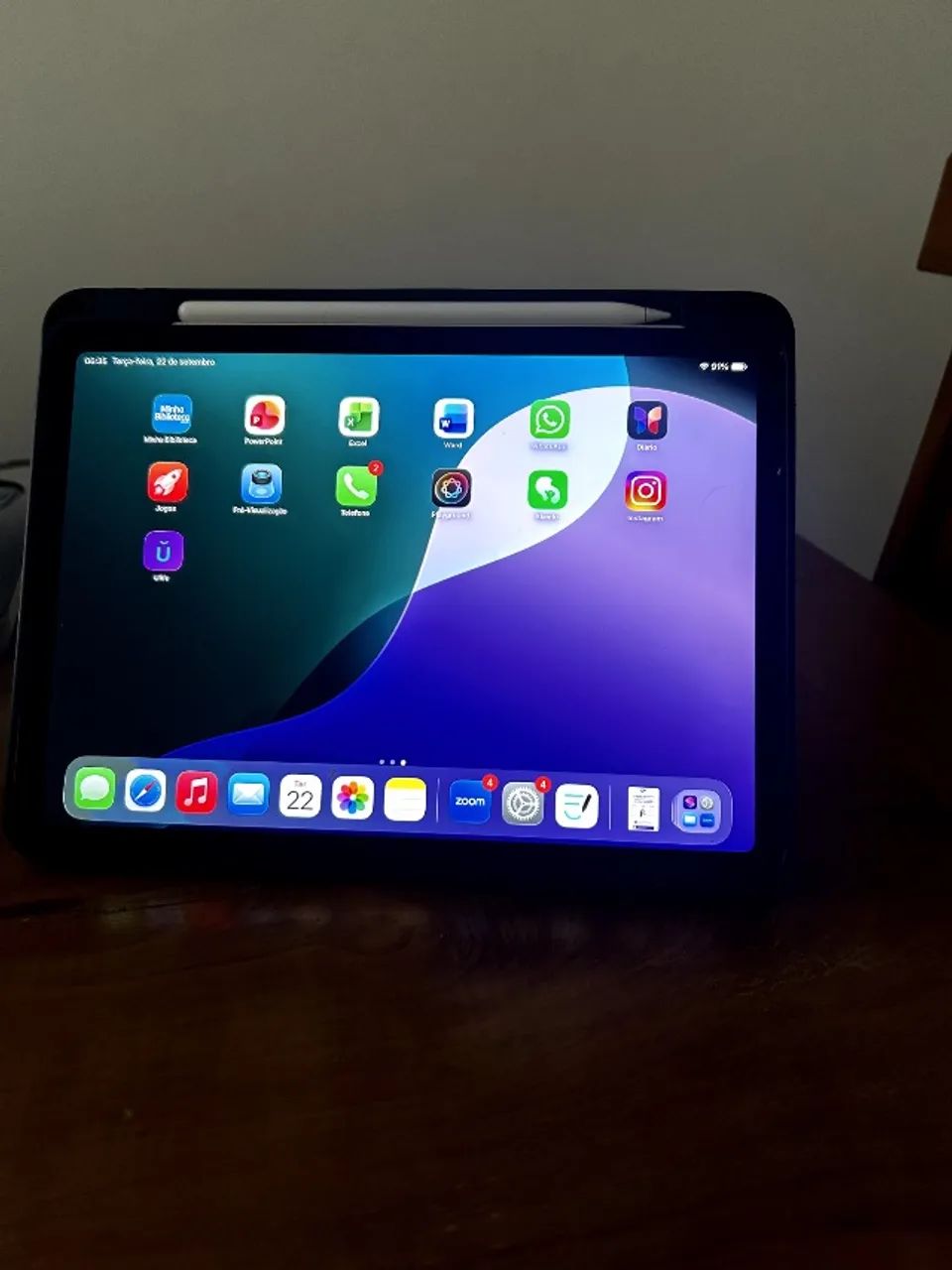 VENDO IPAD AIR 11 POLEGADAS, 128 GB +  APPLE PENCIL PRO + CAPA