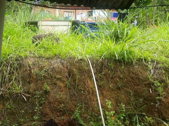 Vendo kitinet com terreno pra anpria