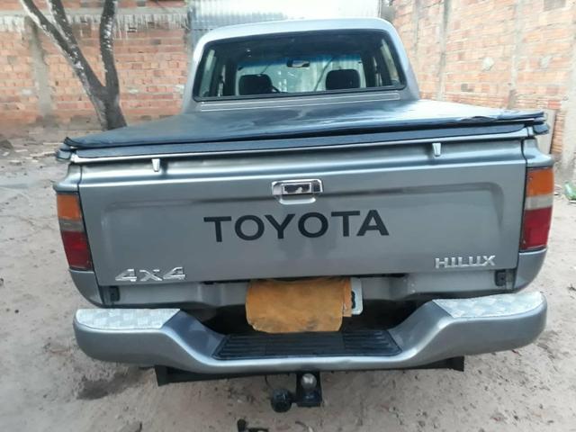 Hilux 2.8 aspirada ano 2000 - Foto 2