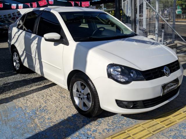 VOLKSWAGEN POLO SEDAN 2013/2014 1.6 MI 8V FLEX 4P MANUAL - Foto 2