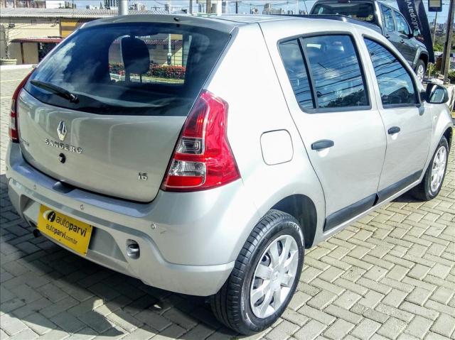 RENAULT SANDERO 1.6 EXPRESSION 8V FLEX 4P MANUAL - Foto 4