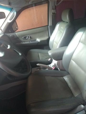 Vendo Pajero Sport 2005 diesel - Foto 3
