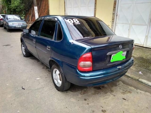 Corsa sedan 1.6.gnv 98