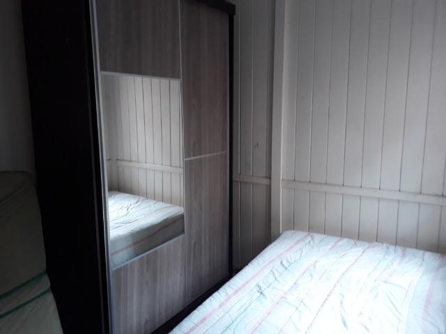 Vendo pequena casa de madeira na Pinheira - Foto 10